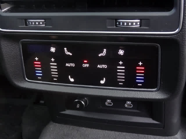 2022 Audi Q7 Premium Plus