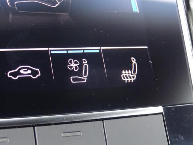 2022 Audi Q7 Premium Plus