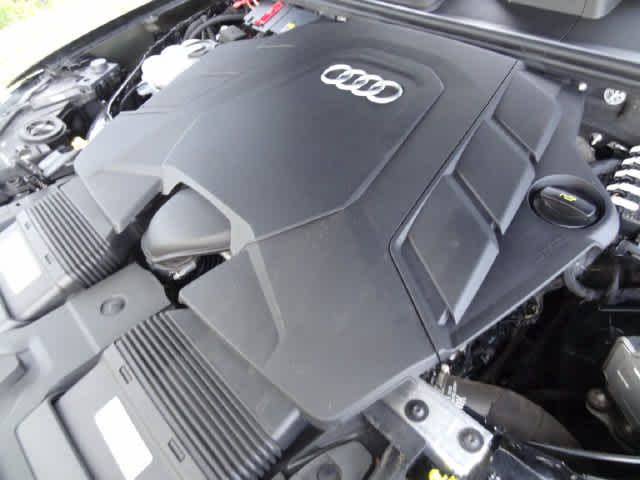 2022 Audi Q7 Premium Plus