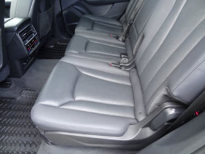 2022 Audi Q7 Premium Plus