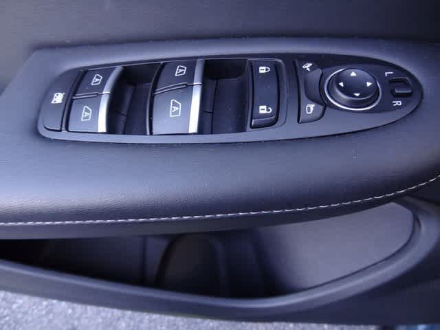 2025 INFINITI QX50 LUXE