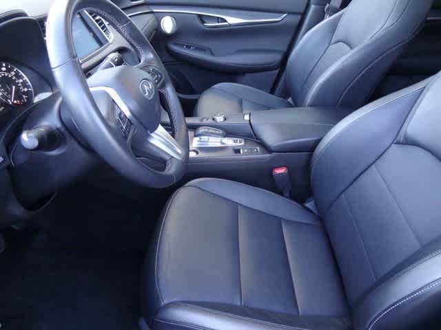 2025 INFINITI QX50 LUXE