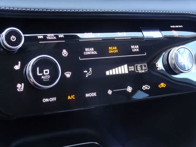 2027 INFINITI QX60 LUXE