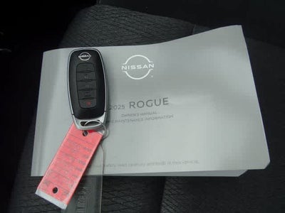 2025 Nissan Rogue SV