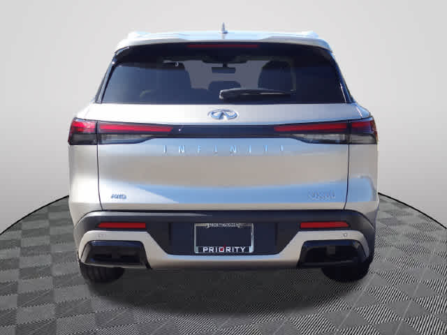 2024 INFINITI QX60 LUXE