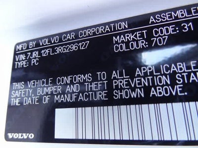 2024 Volvo S60 Plus Dark Theme