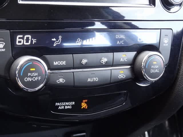 2022 Nissan Rogue Sport SV