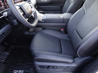 2026 INFINITI QX80 LUXE