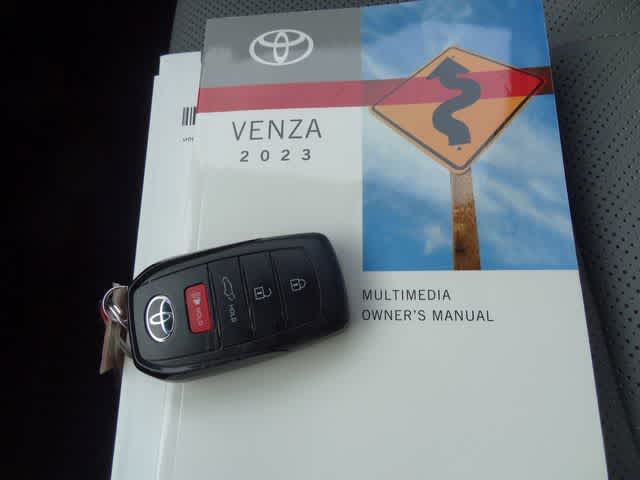 2023 Toyota Venza Limited