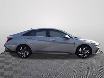 2024 Hyundai Elantra Limited