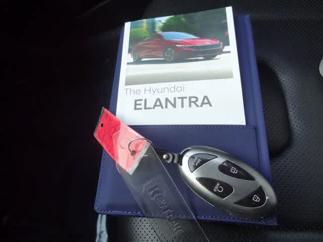 2024 Hyundai Elantra Limited