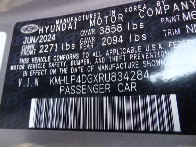 2024 Hyundai Elantra Limited