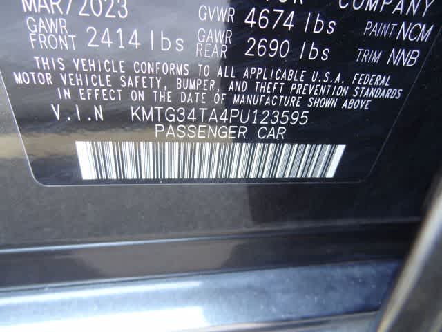 2023 Genesis G70 2.0T