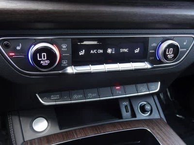 2024 Audi Q5 S line Premium Plus