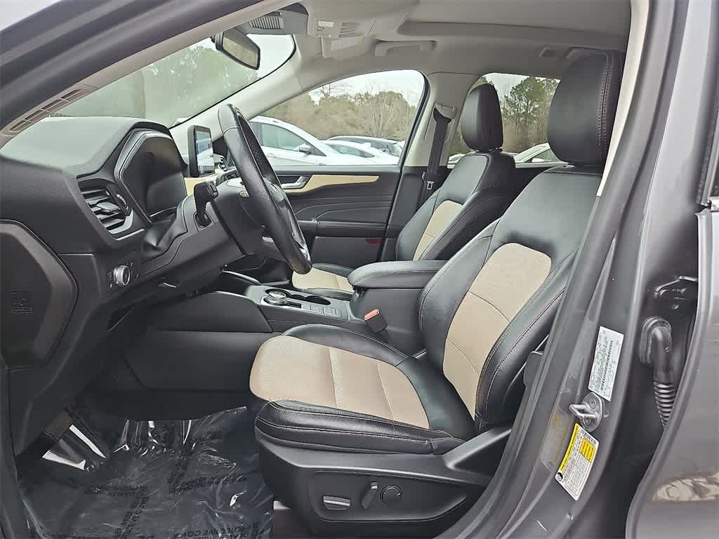 2021 Ford Escape Titanium Hybrid