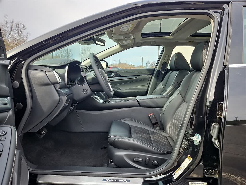 2023 Nissan Maxima Platinum