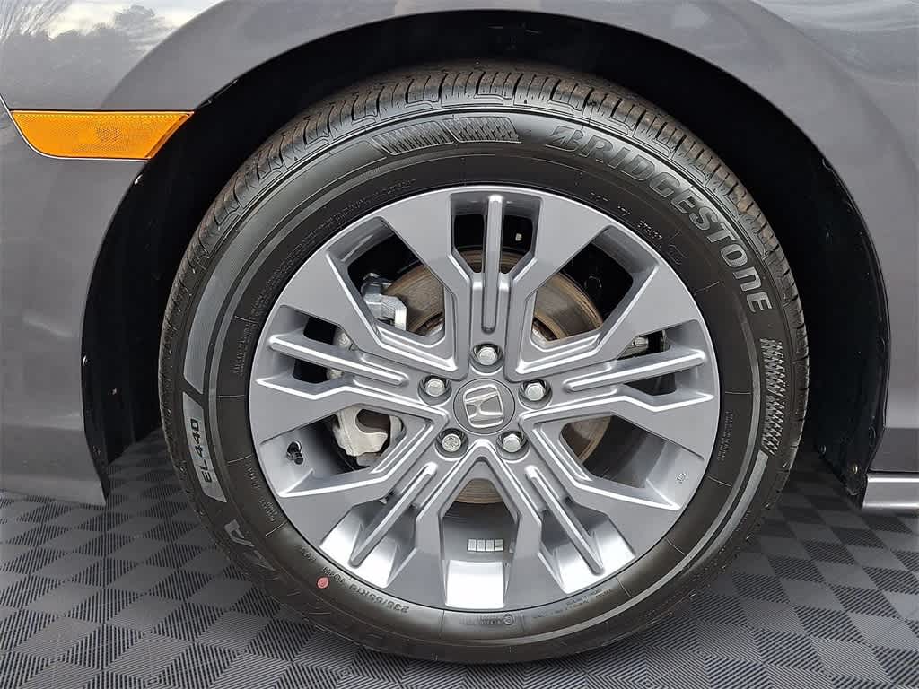 2025 Honda Odyssey Touring