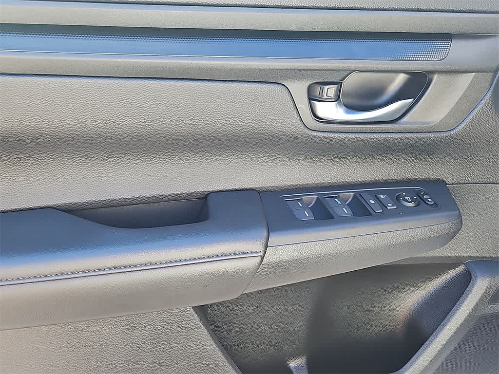 2025 Honda CR-V LX