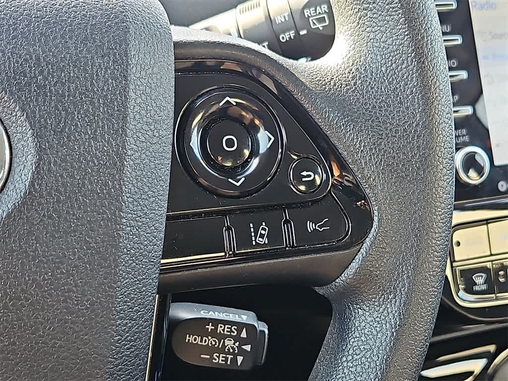 2022 Toyota Prius LE