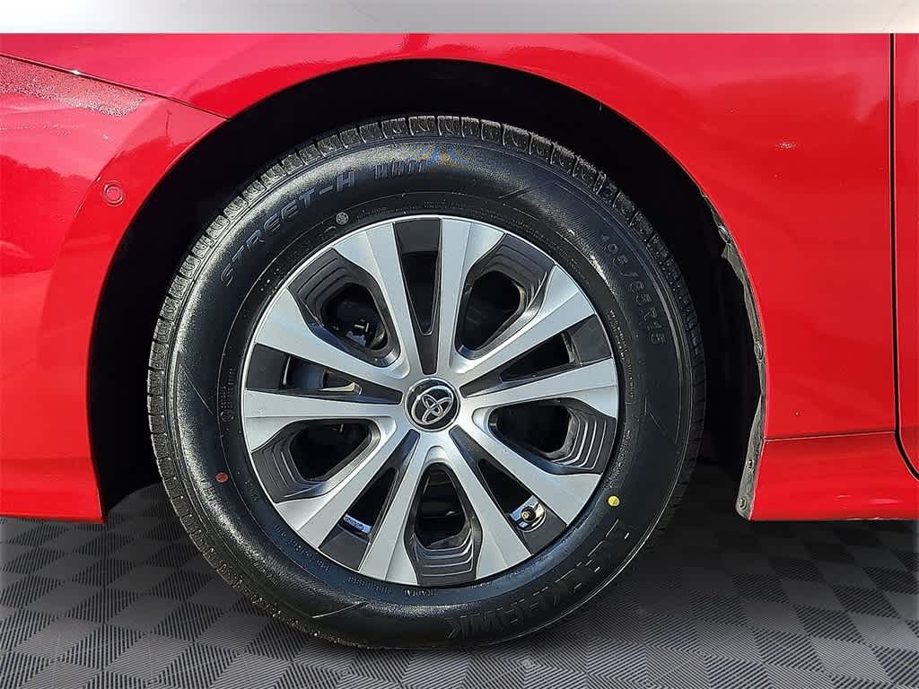 2022 Toyota Prius LE
