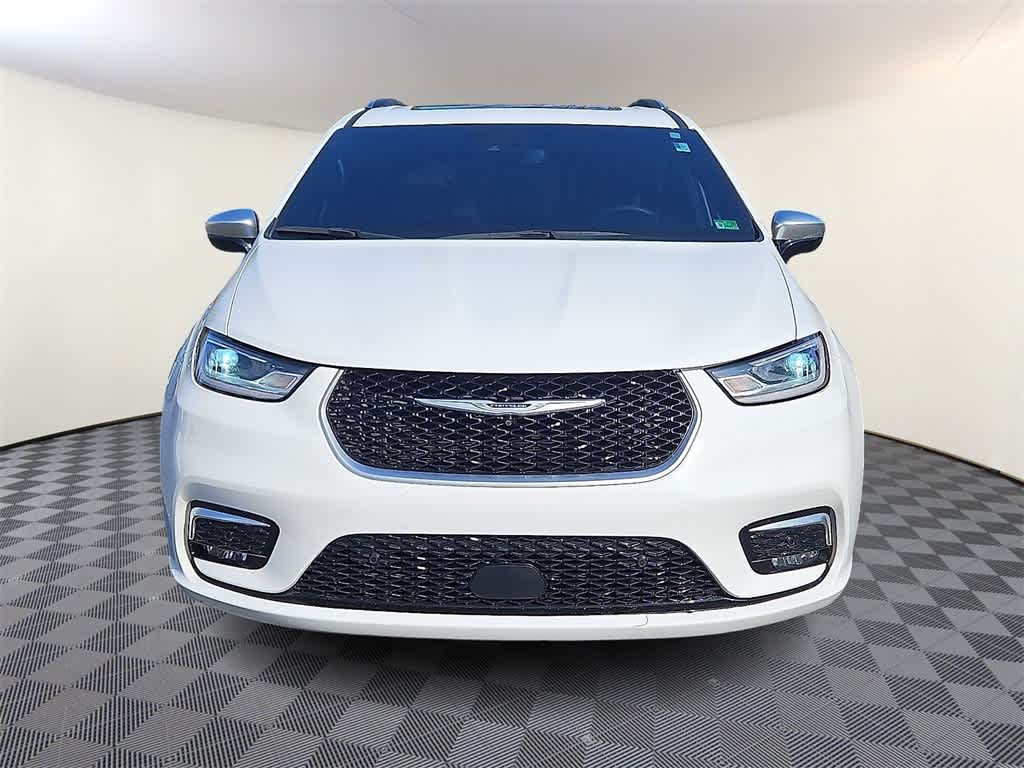 2023 Chrysler Pacifica Hybrid Pinnacle