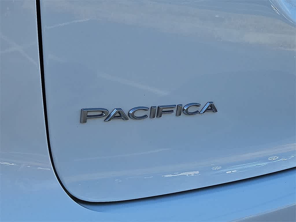2023 Chrysler Pacifica Hybrid Pinnacle