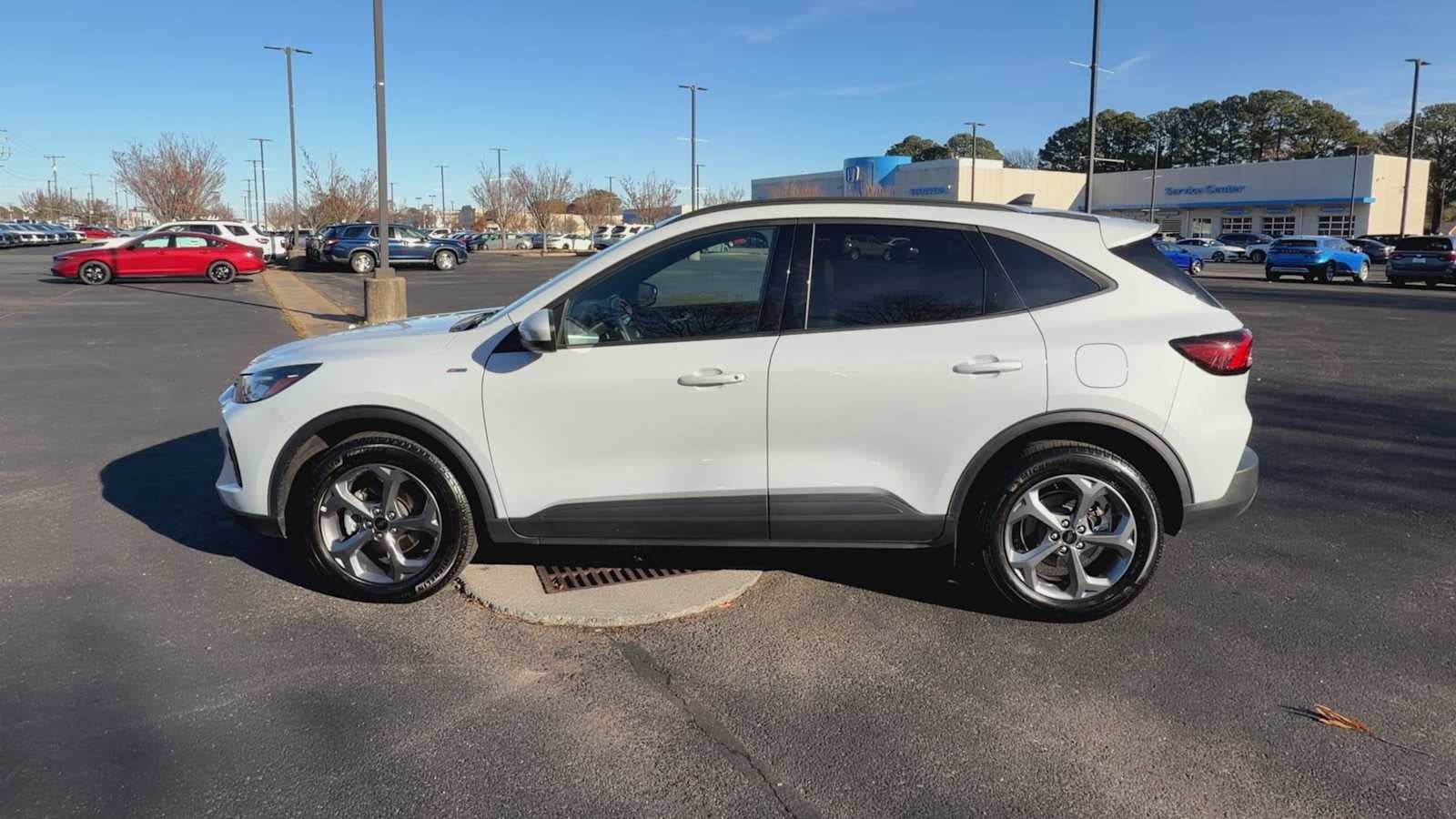 2025 Ford Escape ST-Line Select