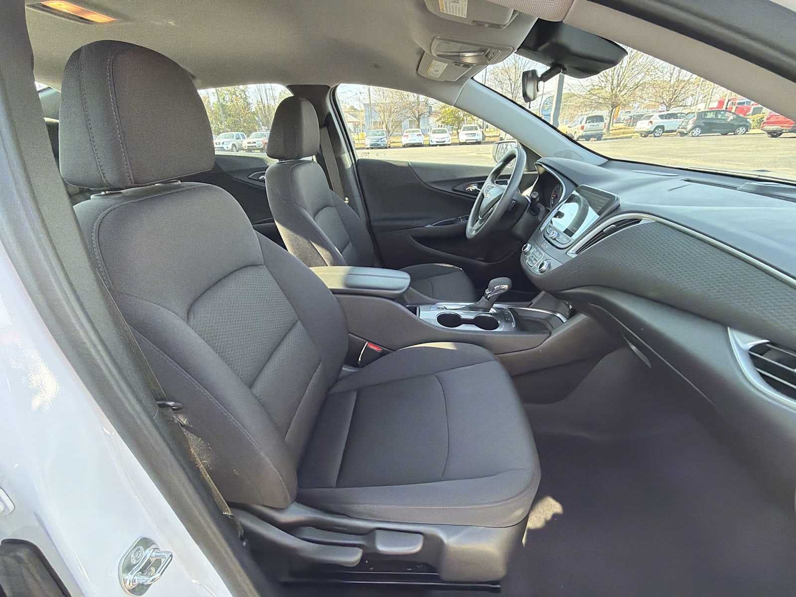 2025 Chevrolet Malibu LT