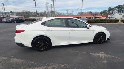 2025 Toyota Camry SE