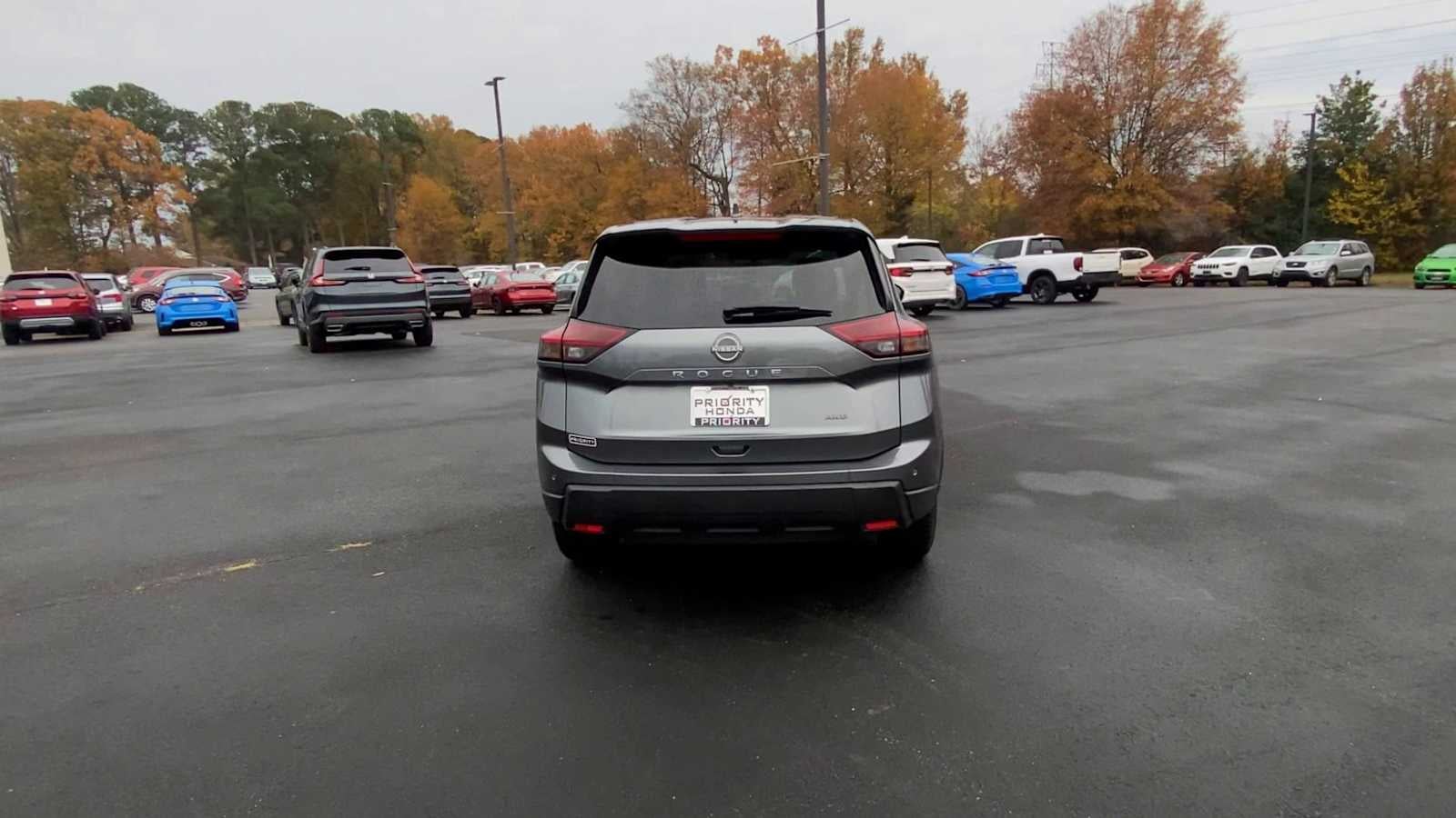 2025 Nissan Rogue SV