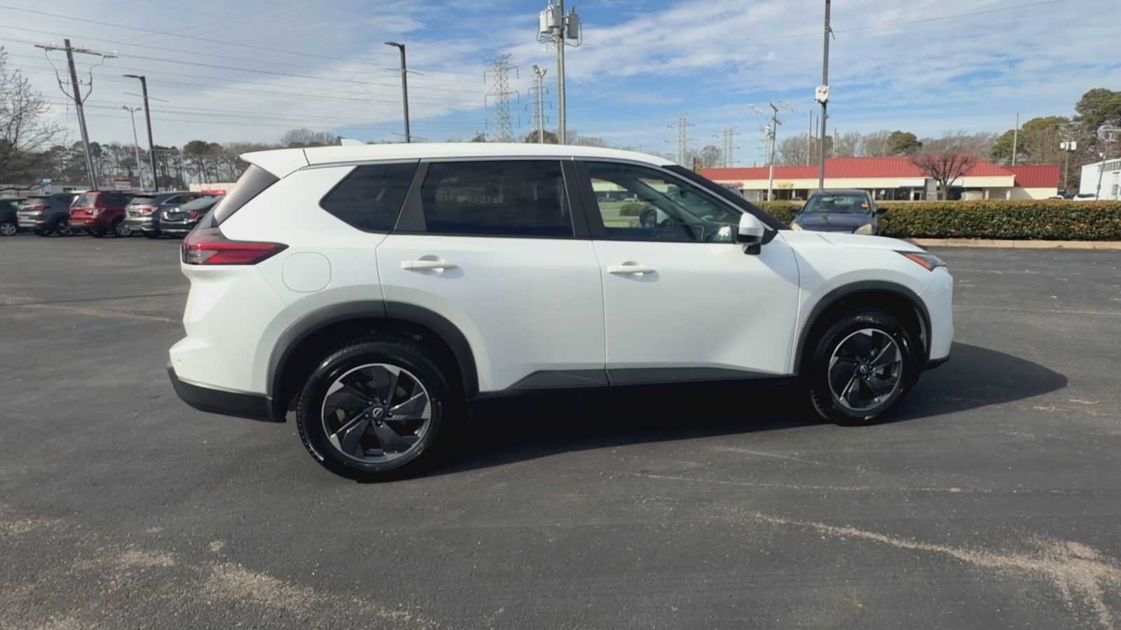 2024 Nissan Rogue SV