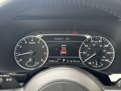 2024 Nissan Pathfinder SV