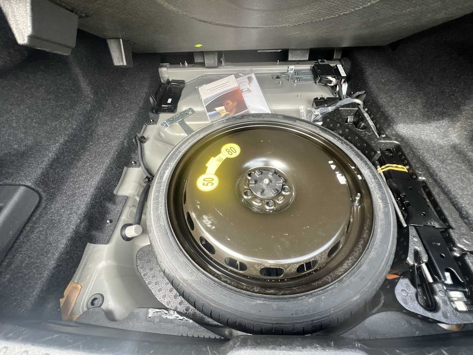 2024 Volvo S60 Plus Dark Theme