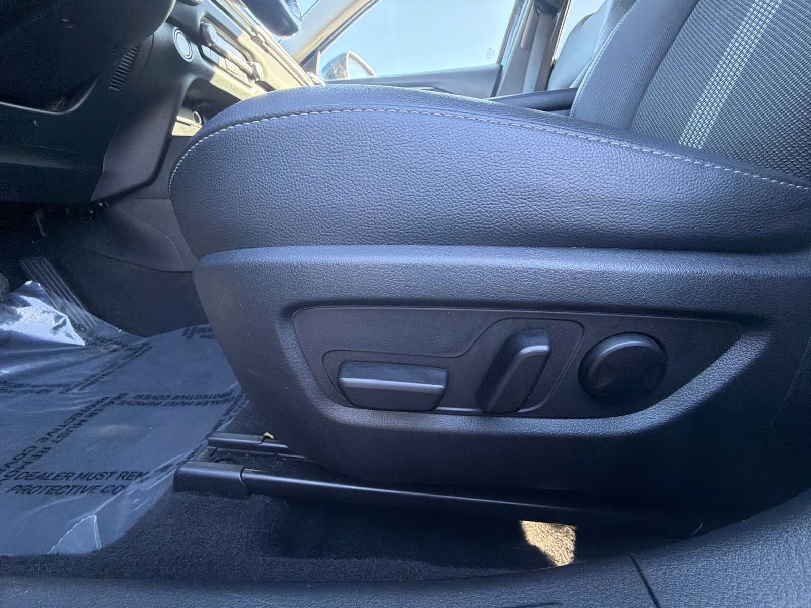 2024 Mazda Mazda CX-50 2.5 S Preferred Package