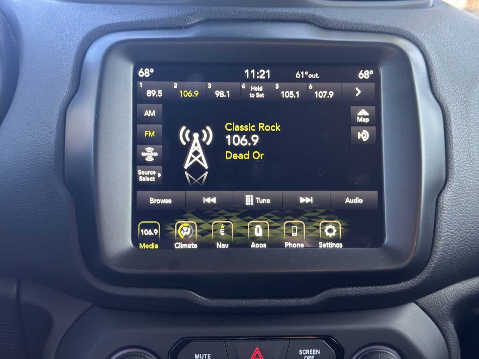 2023 Jeep Renegade Latitude