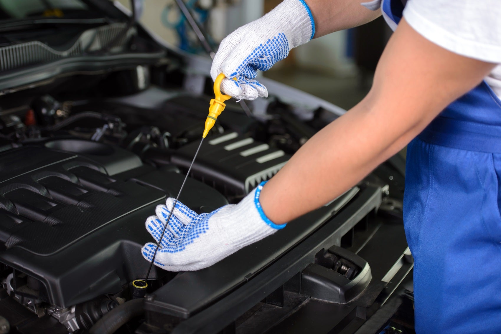 Benefit From Expert Oil Change Services